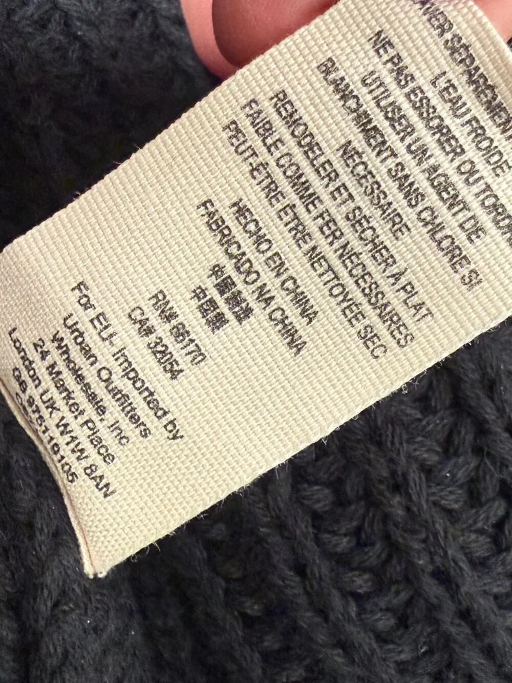 Free People Black Damsel Cable Knit V Neck Pullover and Long Bell Sleeves Sz M